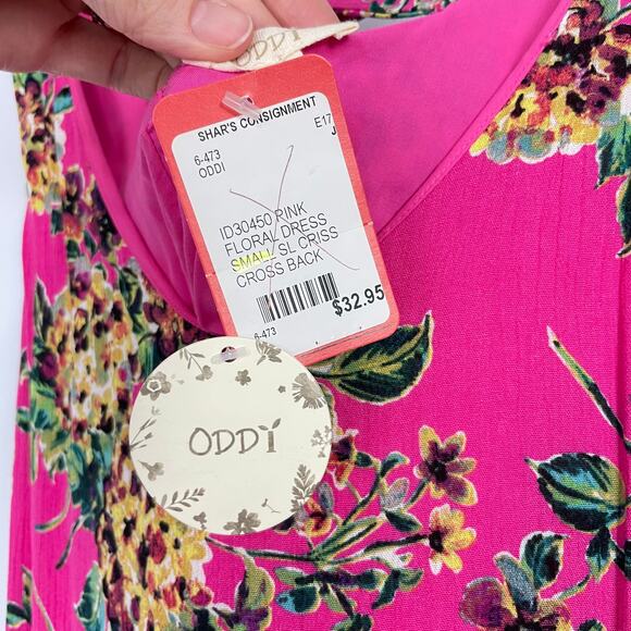 Oddy | NWT Pink Floral Textured Cross Back Knee Length Swing Dress - Picture 7 of 10